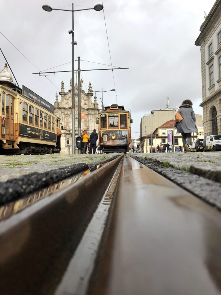 Fashion Movements: Art, Music, and Subcultures’ Impact on Style