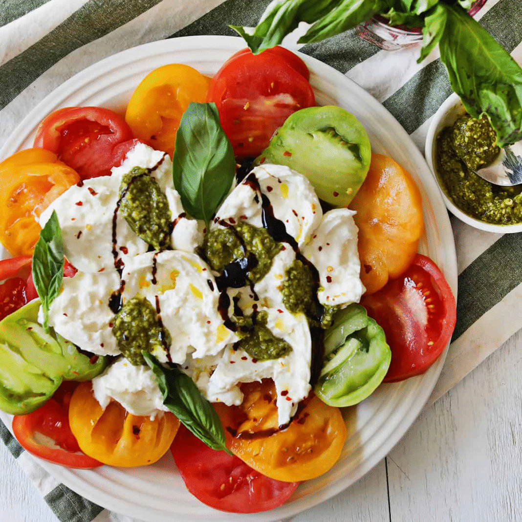 🍅 Tomato Burrata Salad – A Simple, Stunning Summer Dish
